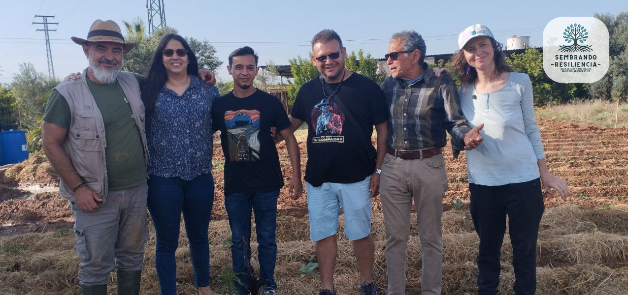 Parte del colectivo del proyecto Sembrando Resiliencia